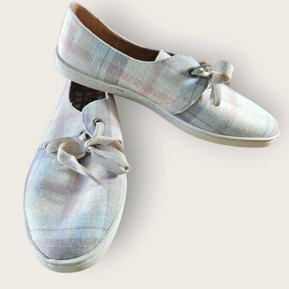 Born Datil Womens Fabric Lace Up Casual Sneakers Pastel Plaid Size 8.5M New*Flaw